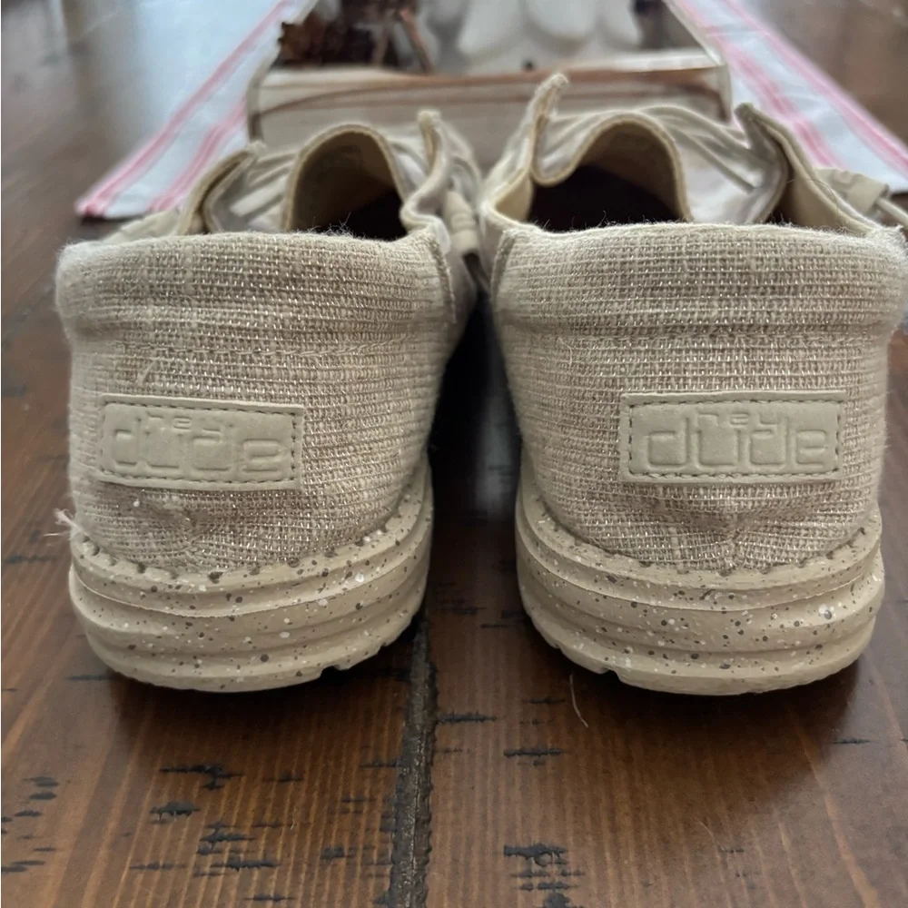 Hey Dude Women’s Camo Slip-On Shoes - Picture 2 of 3